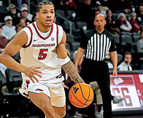 Arkansas Razorbacks guard Darius Acuff goes for 28 on the road at LSU.
