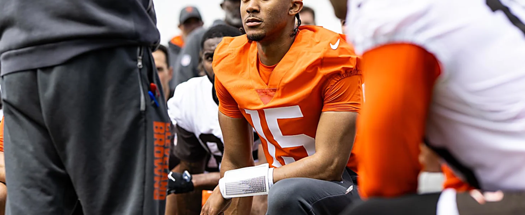 Cleveland Discovers What Others Already Saw in Hogs' QB Cleveland Browns quarterback Taylen Green looks on as players are instructed at rookie mini-camp.